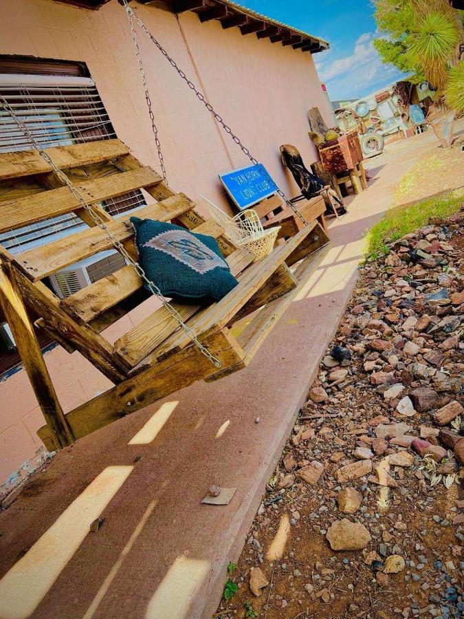 A Taste Of West Texas The Old Rock Shop Villa Van Horn Exterior photo